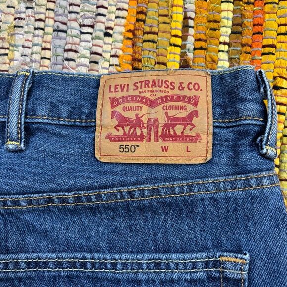 LEVI size 50x30 Classic Blue Men's Jeans 550 - Picture 6 of 11